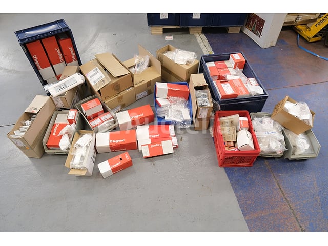 Diverse elektrische apparatuur set – kavel bij Auctelia, Braine-l'Alleud