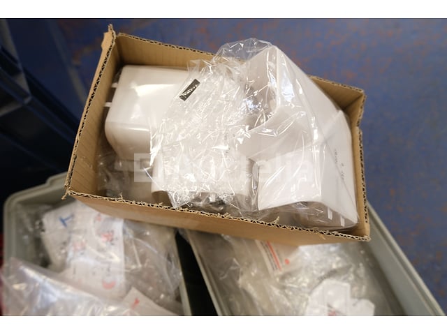 Diverse elektrische apparatuur set – foto 2 – kavel bij Auctelia, Braine-l'Alleud