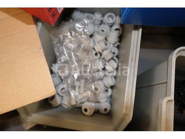 Diverse elektrische apparatuur set – foto 5 – kavel bij Auctelia, Braine-l'Alleud