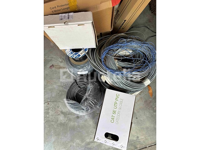Diverse elektrische kabelpakken - HP, coax, satelliet, LiYcY, VVT, SVV, alarmdraden – foto 4 – kavel bij Auctelia, Uccle