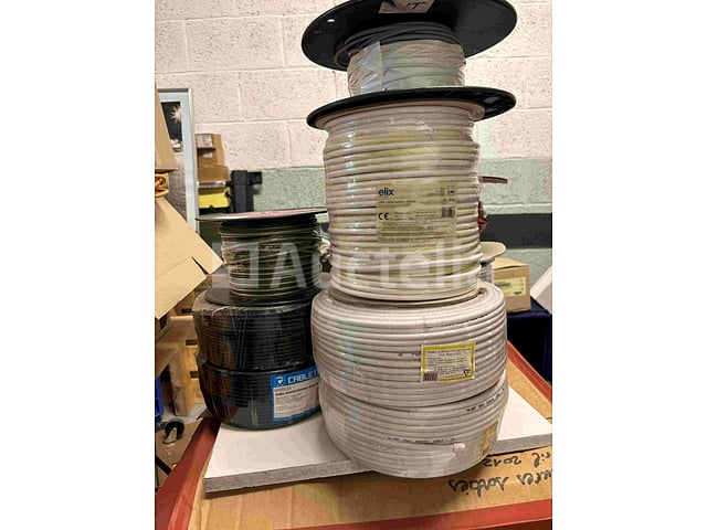 Diverse elektrische kabelpakken - HP, coax, satelliet, LiYcY, VVT, SVV, alarmdraden – foto 2 – kavel bij Auctelia, Uccle