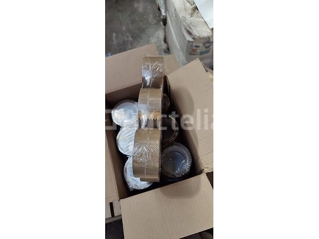 Doos met 36 rollen bruine verpakkingstape 125 kvadratmeter BN (48 mm x 66 m) – foto 3 – kavel bij Auctelia, Herstal