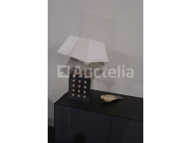 Dressoir met lamp – foto 4 – kavel bij Auctelia, Mont-de-l'Enclus