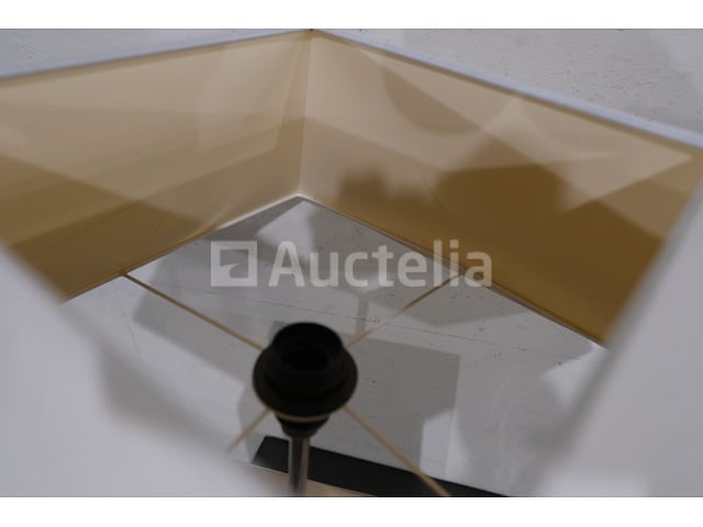 Dressoir met lamp – foto 6 – kavel bij Auctelia, Mont-de-l'Enclus