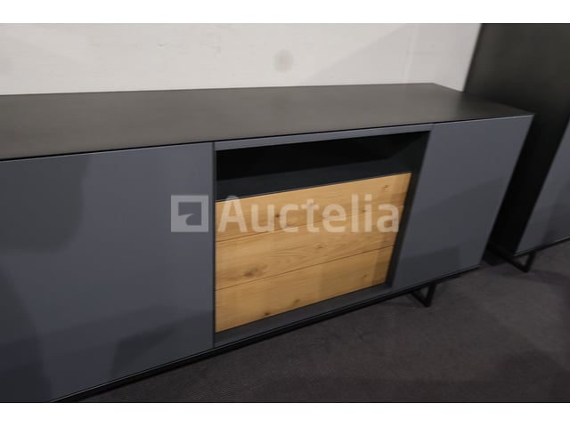 Dressoir met lamp – foto 2 – kavel bij Auctelia, Mont-de-l'Enclus