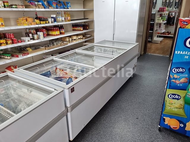 Dressoir/vriezer - Diamant - VT 250 E/N – kavel bij Auctelia, Gedinne