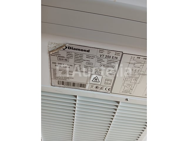 Dressoir/vriezer - Diamant - VT 250 E/N – foto 4 – kavel bij Auctelia, Gedinne