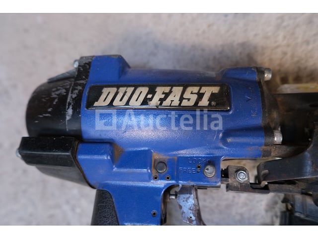 Duo-Fast Pneumatische Spijkermachine – foto 3 – kavel bij Auctelia, La Louvière