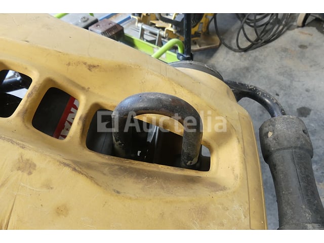 Dynapac LT6004 Benzine-aanvoer – foto 7 – kavel bij Auctelia, Tintigny