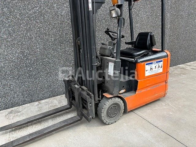 Electrische driewieler vorkheftruck HELI CPD 15S (2003 / 0601550114) – foto 2 – kavel bij Auctelia, Meulebeke