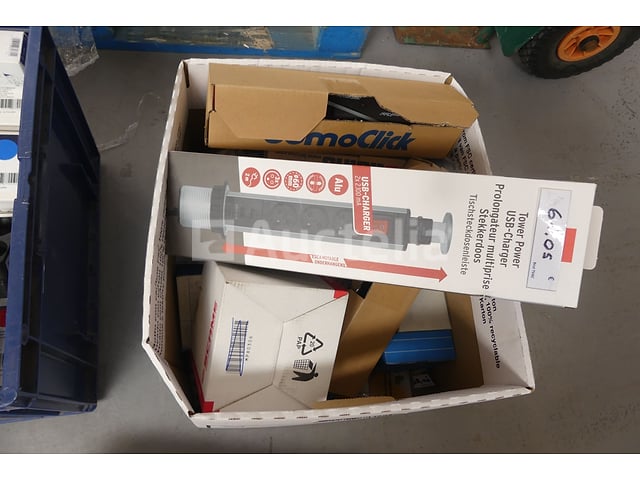 Elektrische apparatuur – foto 5 – kavel bij Auctelia, Braine-l'Alleud