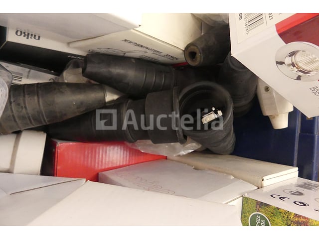 Elektrische apparatuur – foto 5 – kavel bij Auctelia, Braine-l'Alleud