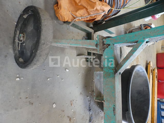 Elektrische betonmoler – foto 3 – kavel bij Auctelia, Tintigny