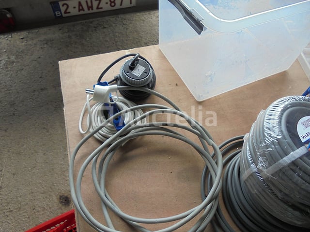Elektrische installatieapparatuur – foto 3 – kavel bij Auctelia, Sart Saint Laurent