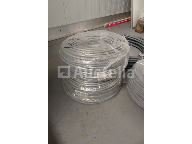 Elektrische kabels – foto 2 – kavel bij Auctelia, Braine-l'Alleud