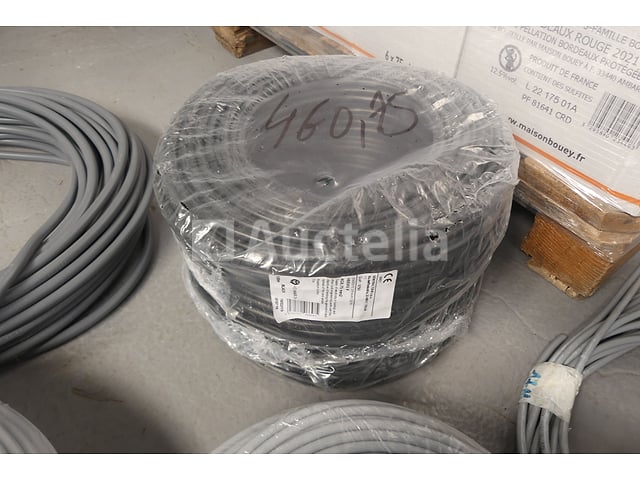 Elektrische kabels – foto 9 – kavel bij Auctelia, Braine-l'Alleud