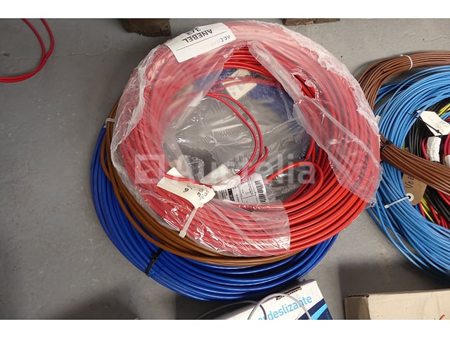 Elektrische kabels – foto 5 – kavel bij Auctelia, Braine-l'Alleud