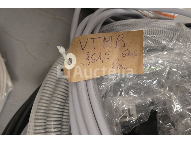 Elektrische kabels – foto 4 – kavel bij Auctelia, Braine-l'Alleud