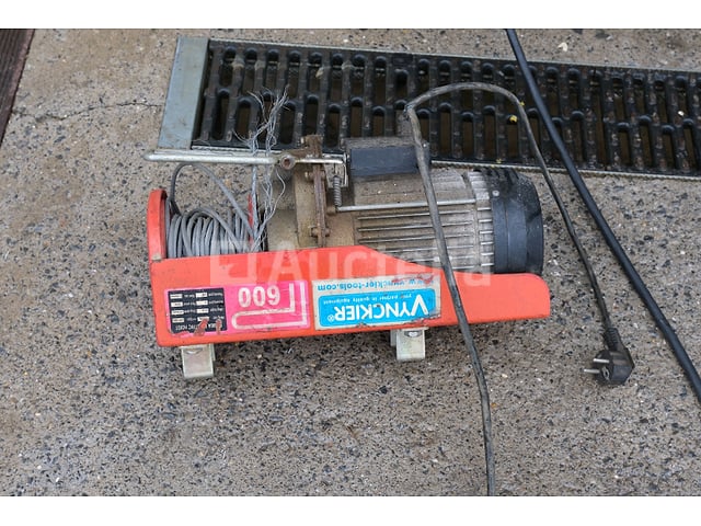 Elektrische lier PA600A – foto 3 – kavel bij Auctelia, Tintigny