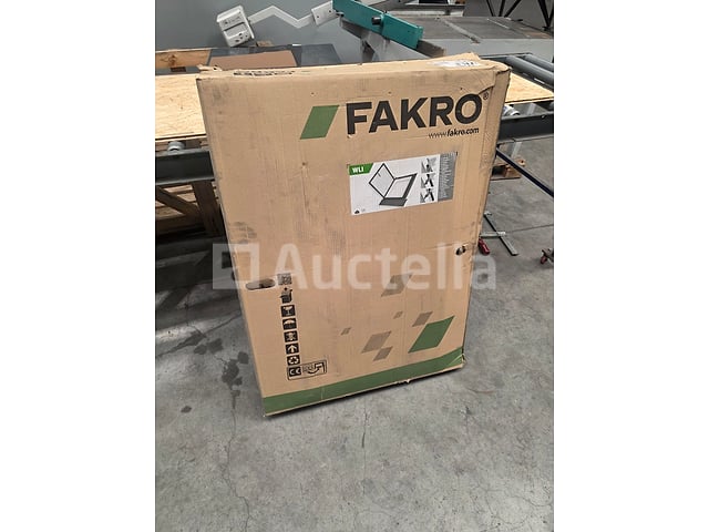 Fakro WLI dubbelgeglazuurde snuifdoos – 540 × 830 mm – kavel bij Auctelia, La Louvière