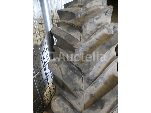 Firestone tractorband – foto 2 – kavel bij Auctelia, Binche