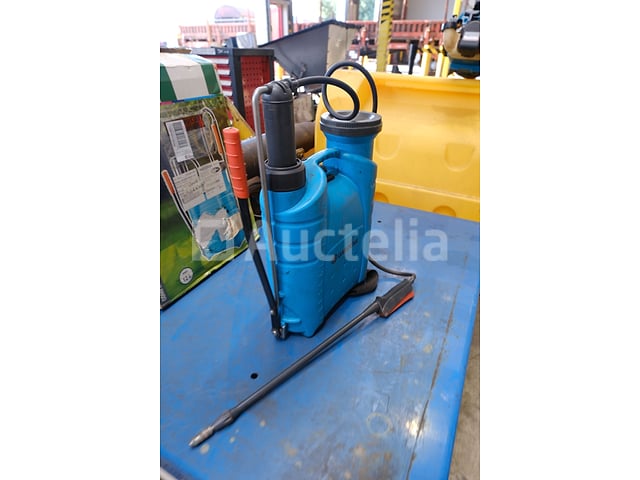 Gardena Comfort Handspuit 12 liter – foto 2 – kavel bij Auctelia, Antwerpen