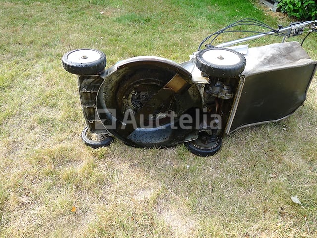 Grasmaaier - Iseki – foto 4 – kavel bij Auctelia, Tournai