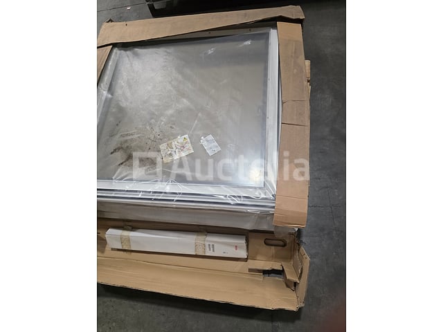Handraam voor Velux plat dak CVP 100100 0073U – 1000 × 1000 mm – foto 3 – kavel bij Auctelia, La Louvière