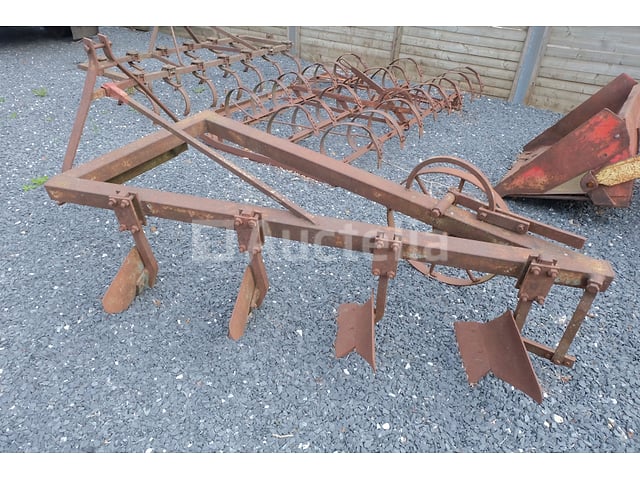 Harrow, Plough – foto 3 – kavel bij Auctelia, Fauvillers