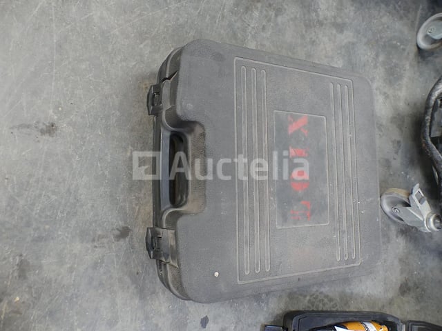 Hewi Tool Pneumatische Spijkermachine – foto 5 – kavel bij Auctelia, Tintigny
