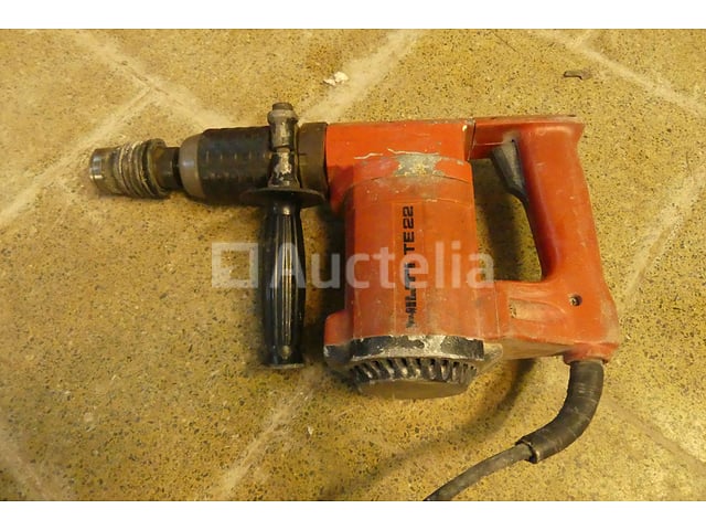 Hilti TE22 boorinstallatie – foto 2 – kavel bij Auctelia, Rhode-Saint-Genèse