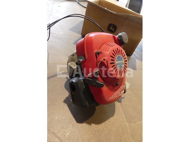 Honda Maaiermotor – foto 2 – kavel bij Auctelia, Binche