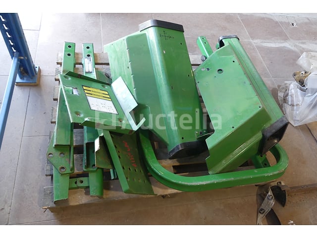Hoods en Hoepels voor John Deere 855 – foto 2 – kavel bij Auctelia, Binche