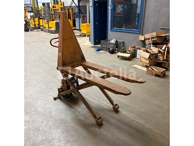 Hoogliftpallet – foto 9 – kavel bij Auctelia, Thimister-Clermont