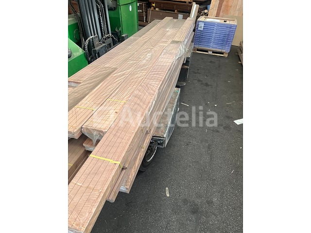 Hout - Meranti Nemezu – foto 3 – kavel bij Auctelia, Aubel