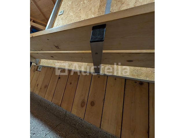 Houten garderobe – foto 3 – kavel bij Auctelia, Bastogne