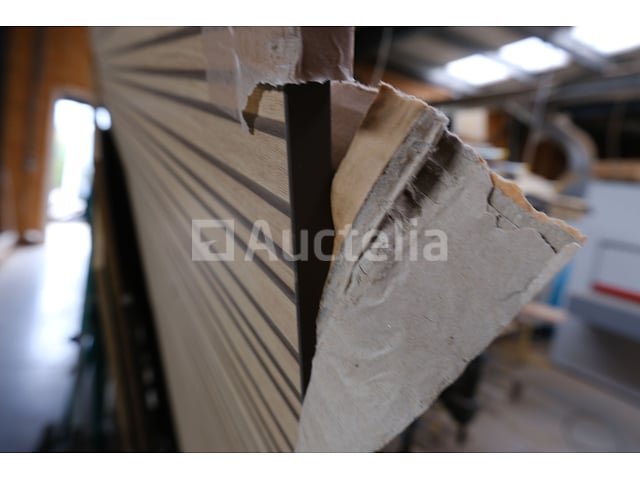 Houten Paneelbundel – foto 3 – kavel bij Auctelia, Havelange
