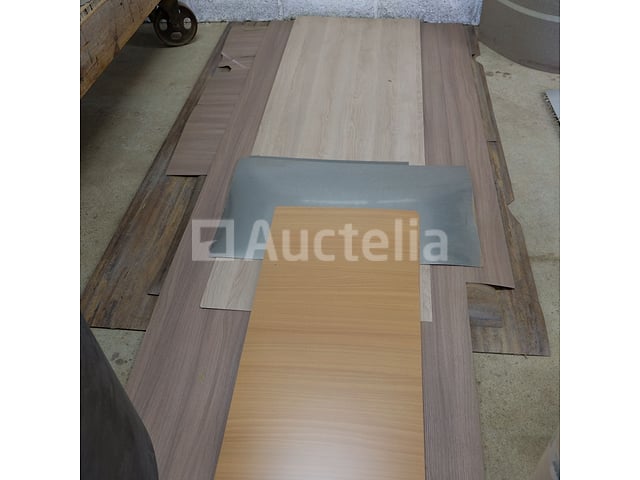 HPL-laminaatpanelen (Resopal, EGGER, enz.) in alle kleuren, dikte 0,8 mm Decaflex beukenfineer – foto 2 – kavel bij Auctelia, Sankt Vith