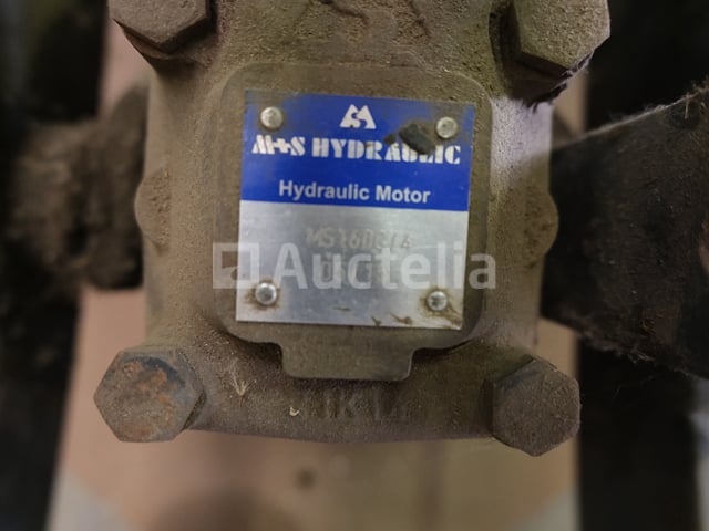 Hydraulische borstel voor veegvoertuig – foto 6 – kavel bij Auctelia, Ottignies-Louvain-la-Neuve
