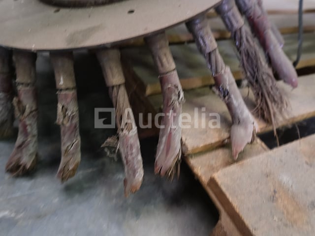 Hydraulische borstel voor veegvoertuig – foto 4 – kavel bij Auctelia, Ottignies-Louvain-la-Neuve