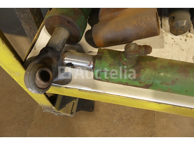 Hydraulische cilinders + accessoires – foto 5 – kavel bij Auctelia, Binche