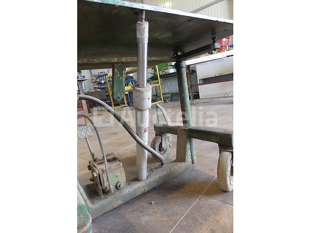 Hydraulische heftafel – foto 5 – kavel bij Auctelia, Binche