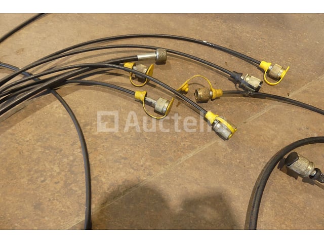 Hydraulische Slangen & Accessoires – foto 6 – kavel bij Auctelia, Binche
