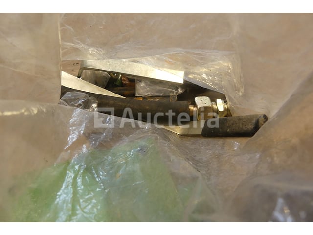 Hydraulische verdeler – foto 6 – kavel bij Auctelia, Binche