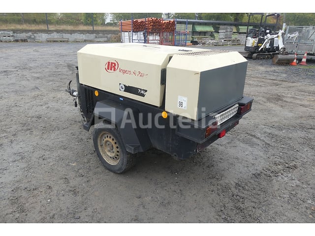Ingersoll-Rand 7/41 Trailercompressor (2009-3.639-serie:UN5741FXX9Y426346) – foto 5 – kavel bij Auctelia, Tintigny