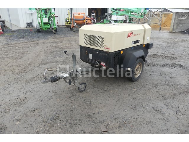 Ingersoll-Rand 7/41 Trailercompressor (2009-3.639-serie:UN5741FXX9Y426346) – foto 7 – kavel bij Auctelia, Tintigny