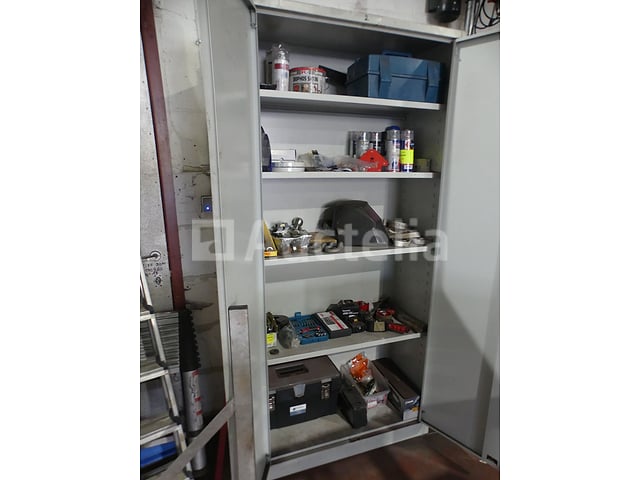 Inhoud van kast en gereedschap – foto 4 – kavel bij Auctelia, Éghezée