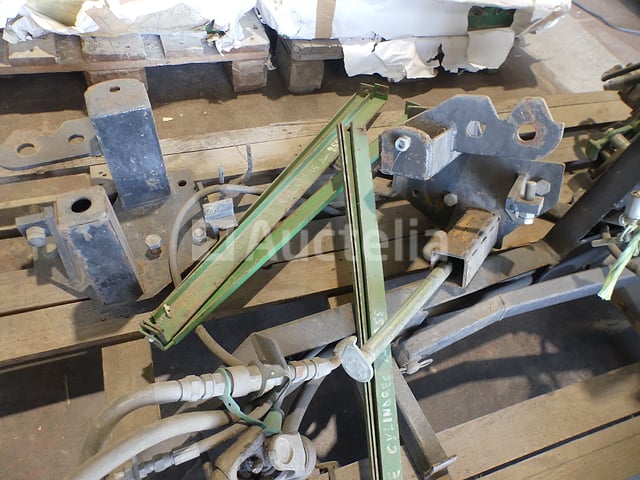 John Deere Maaiarm – foto 4 – kavel bij Auctelia, Binche