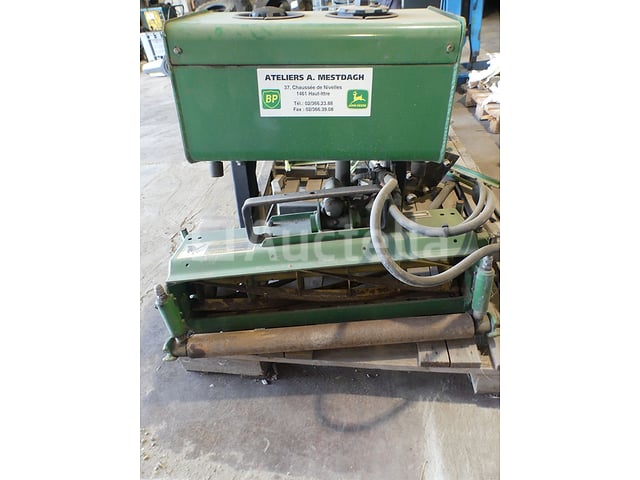 John Deere Maaiarm – foto 7 – kavel bij Auctelia, Binche