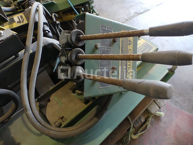 John Deere Maaiarm – foto 5 – kavel bij Auctelia, Binche